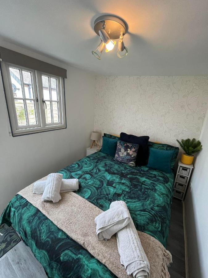 The Chuff Cabin Apartment Сейнт Джъст Екстериор снимка